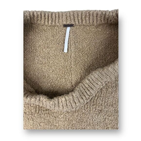 Free People Oversized Sweater Size Small - Picture 4 of 7